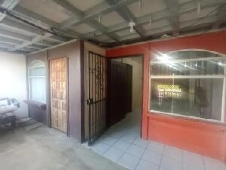Casa de habitacion + apartamentos - Venta en Paraíso