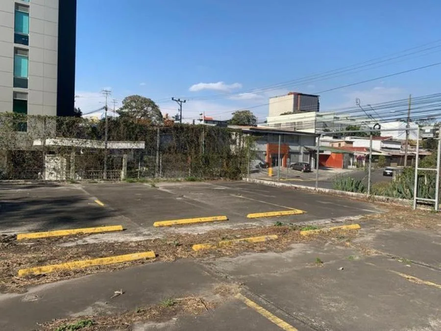 Venta de Parqueo en Calle Blancos, Goicoechea. RAH 25-1194 - Venta en Goicoechea — photo 2