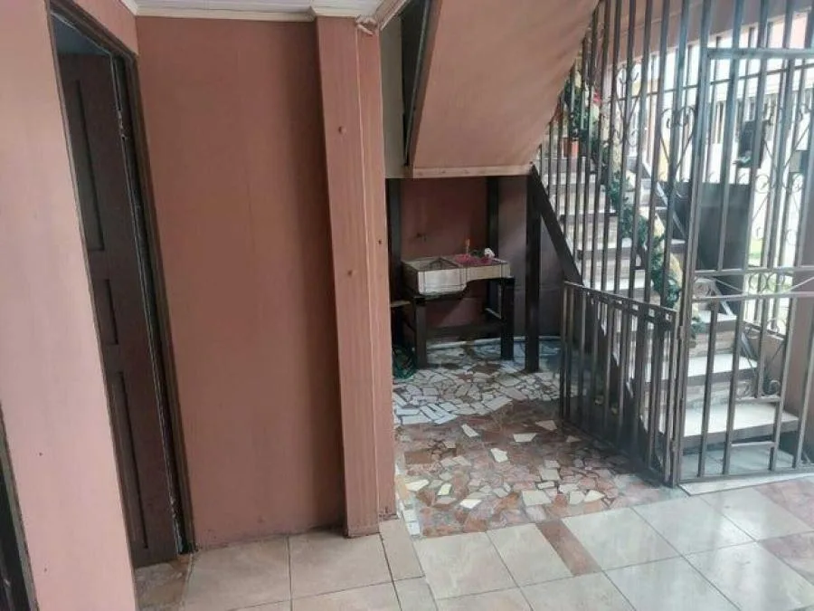 Propiedad con dos apartamentos independientes ubicado en Barrio Seguro en Mozotal RAH 232011 - Venta en Goicoechea — photo 4