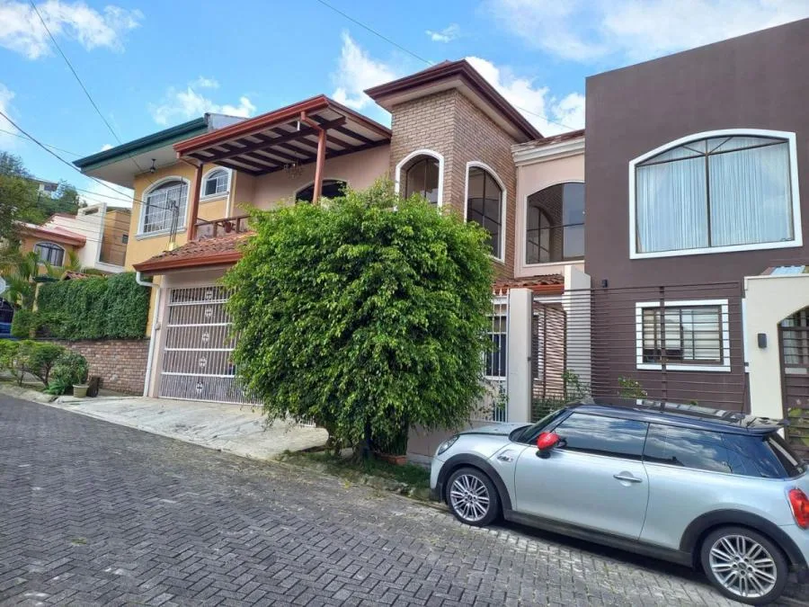 Casa en venta en La Unión, Cartago. RAH 22-2426 - Venta en La Unión