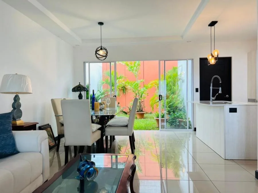 Venta de Casa en Condominio, Santo Domingo de Heredia. RAH 26-308 (NR) - Venta en Santo Domingo — photo 4