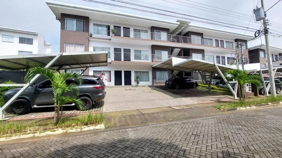 Venta de Apartamento en San Antonio, Alajuela. RAH 25-820 - Venta en San Antonio