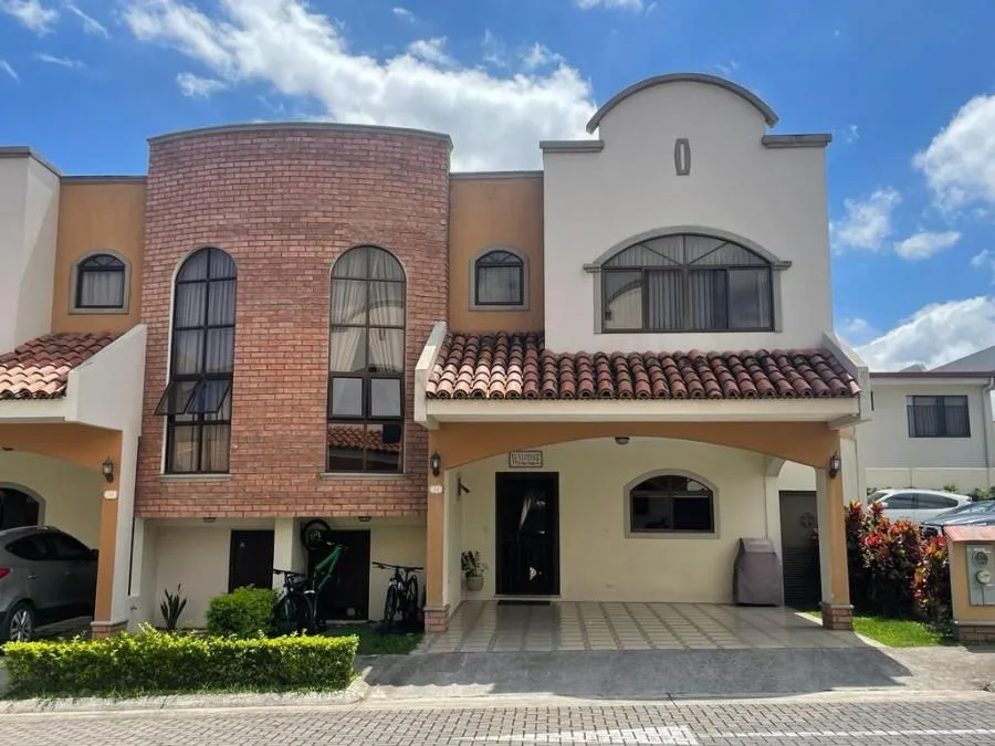 venta de casa en san jose escazu - Venta en Escazú