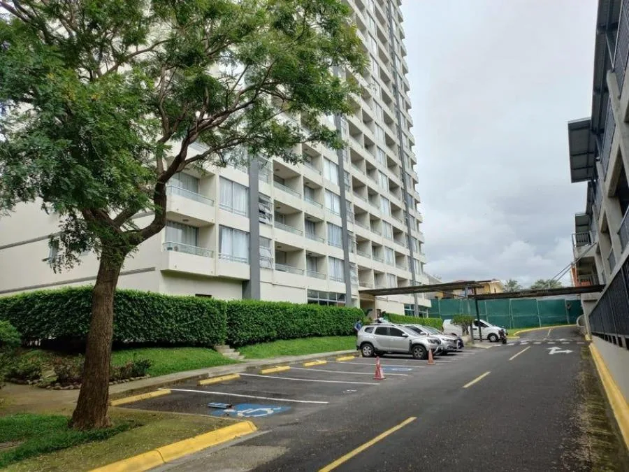 Venta de Apartamento en Ulloa, Heredia. RAH 25-805 - Venta en Heredia