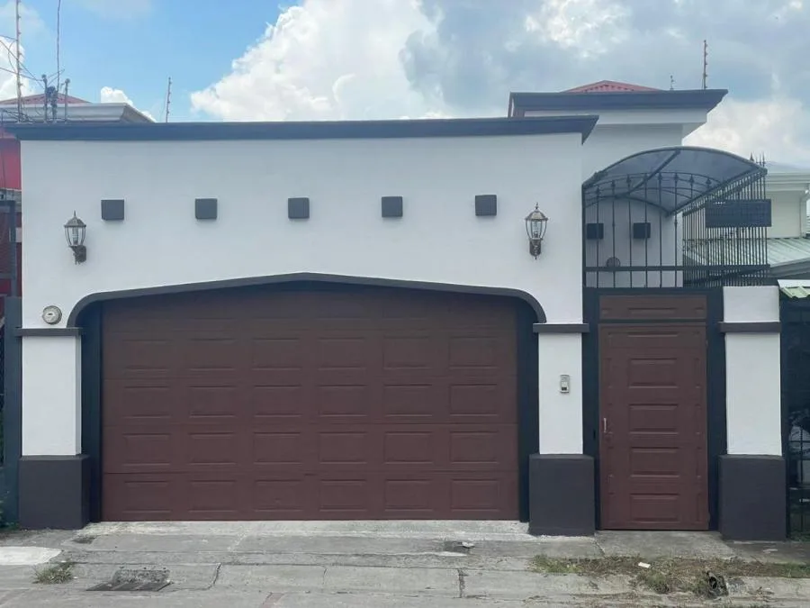 Casa en venta en La Guacima, Alajuela. RAH 23-3409 - Venta en Alajuela