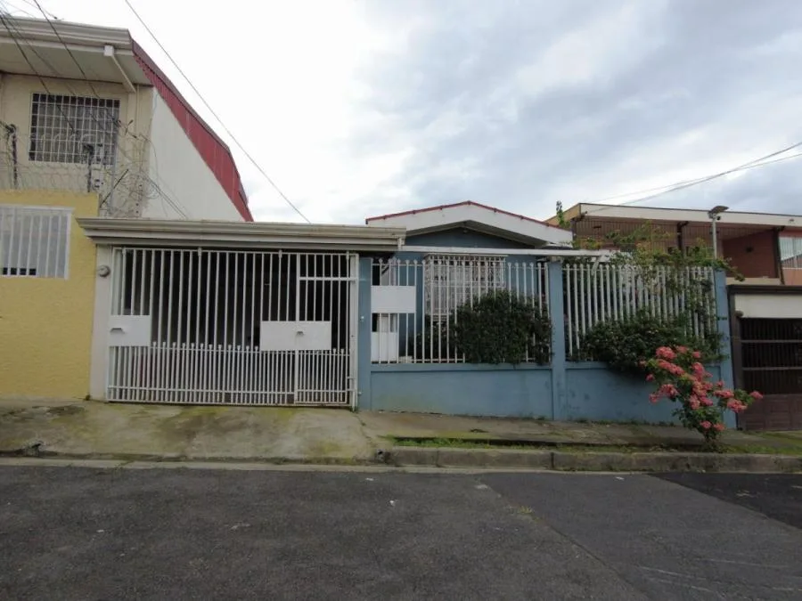Casa en Venta en Rohrmoser, San José. RAH 23-152 - Venta en San José