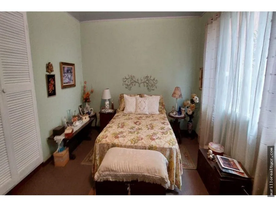 Venta de casa esquinera en San Vicente de Santo Domingo #8871803 - Venta en Santo Domingo — photo 2