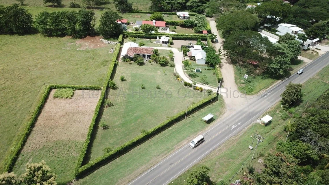 Venta de 2 Casas en Santa Cruz de Guanacaste. RAH 26-1841 - Venta en Santa Cruz