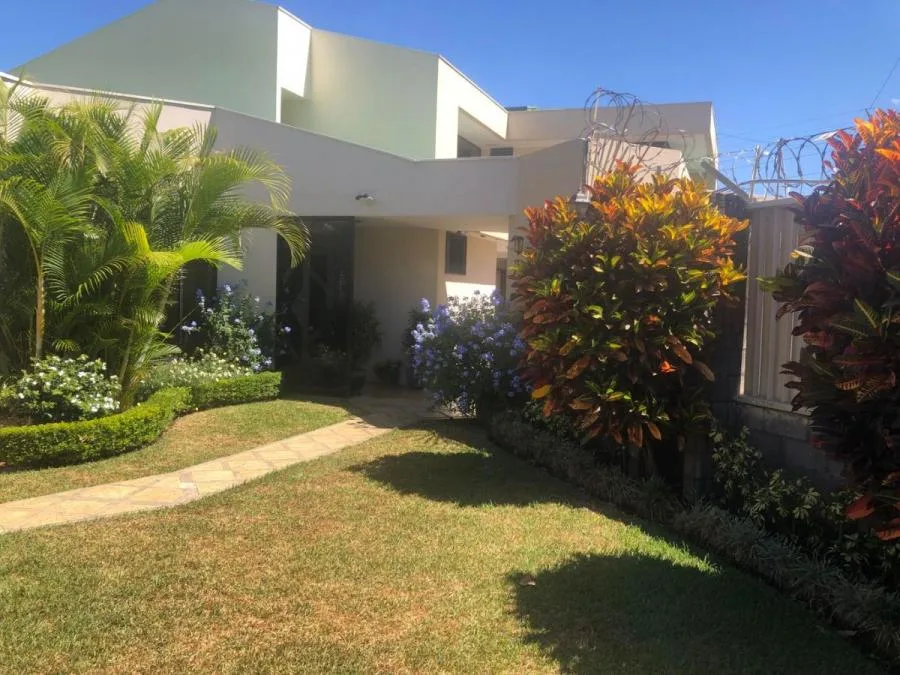 VENTA DE CASA EN BELEN DE HEREDIA CL22-1631 - Venta en Belén