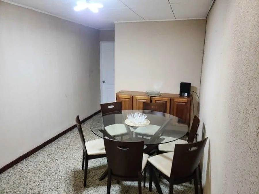 Venta de Casa en Tibás, San José. - Venta en Tibás — photo 4