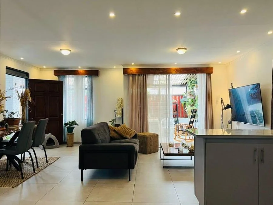 Alquiler de Apartamento en Bambú Rivera, Tibás. - Alquiler / Renta en Tibás