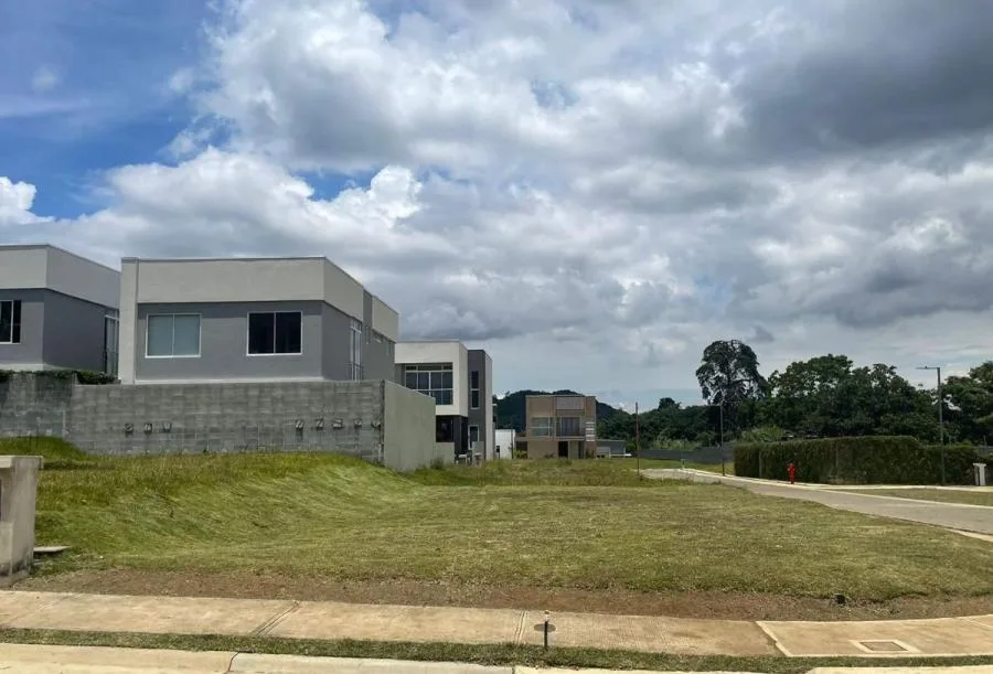 LA UNION TRES RIOS CONDOMINIO AYARCO VENDO LOTE $126.000 - Venta en La Unión