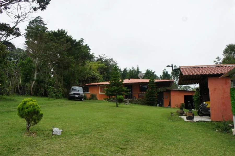 Venta de 2 Casas en San Rafael de Heredia. RAH 25-1038 - Venta en San Rafael