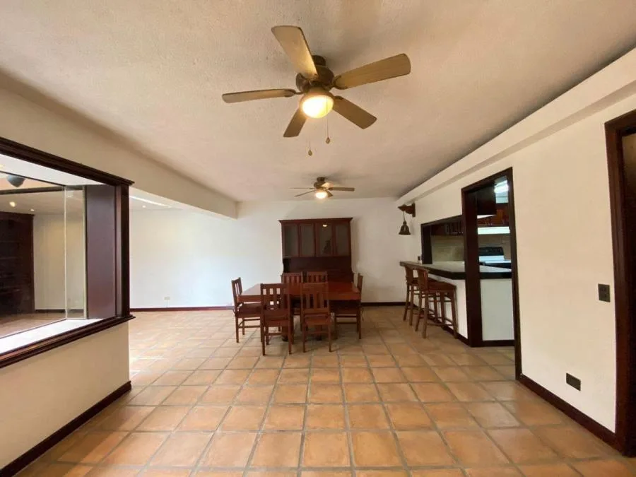 Venta de Casa en Condominio en la Uruca MGA - Venta en Uruca
