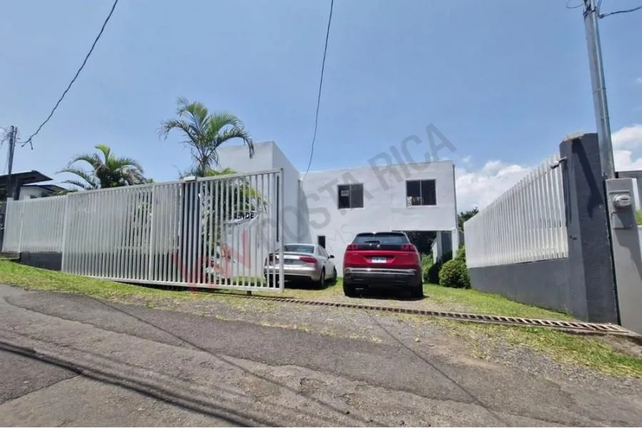 VENDO CASA EN SAN ISIDRO, HEREDIA #5719  - Venta en San Isidro