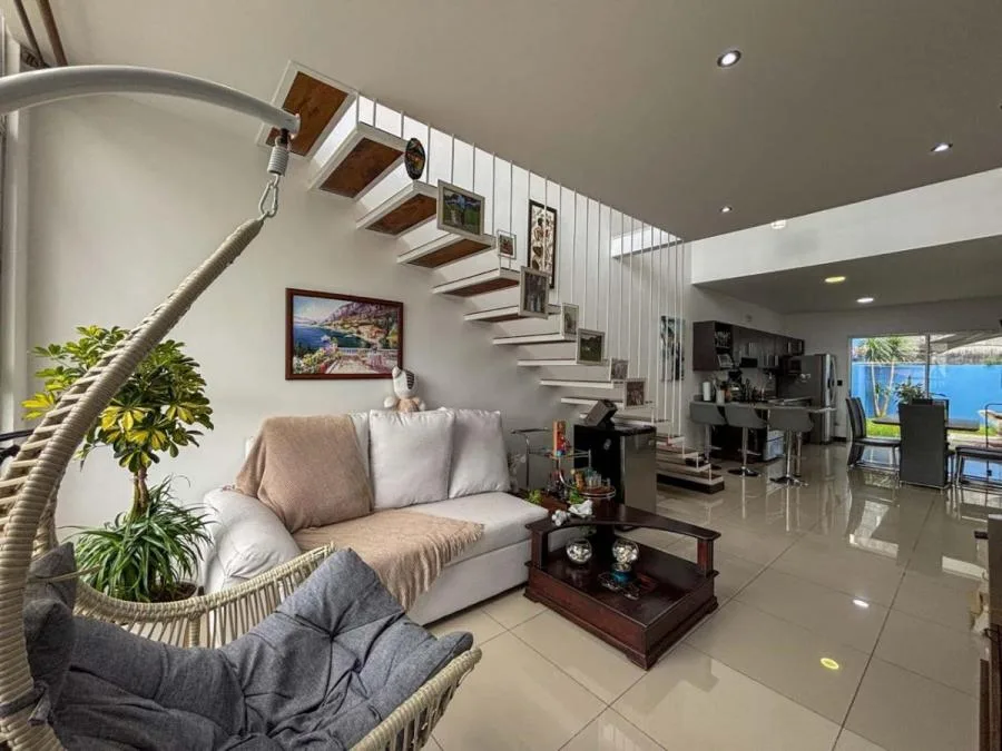 Venta de casa en condominio Lomas de Montes de Oca, San Rafael, Montes de Oca $199,000.00 #FE001 - Venta en Montes de Oca