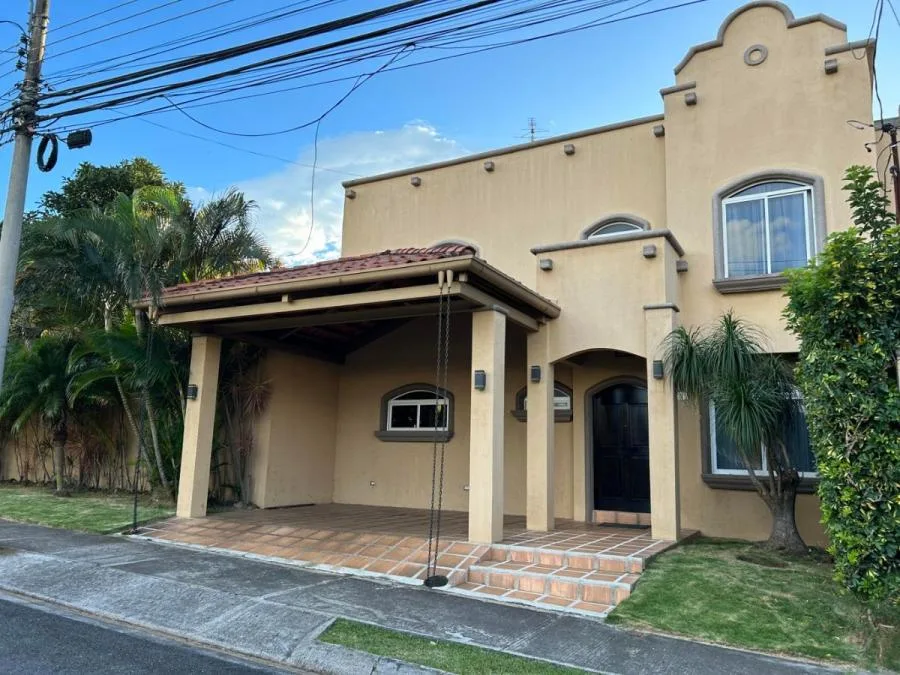 CASA EN VENTA, SAN FRANCISCO HEREDIA, Cod#25-168 - Venta en San Francisco