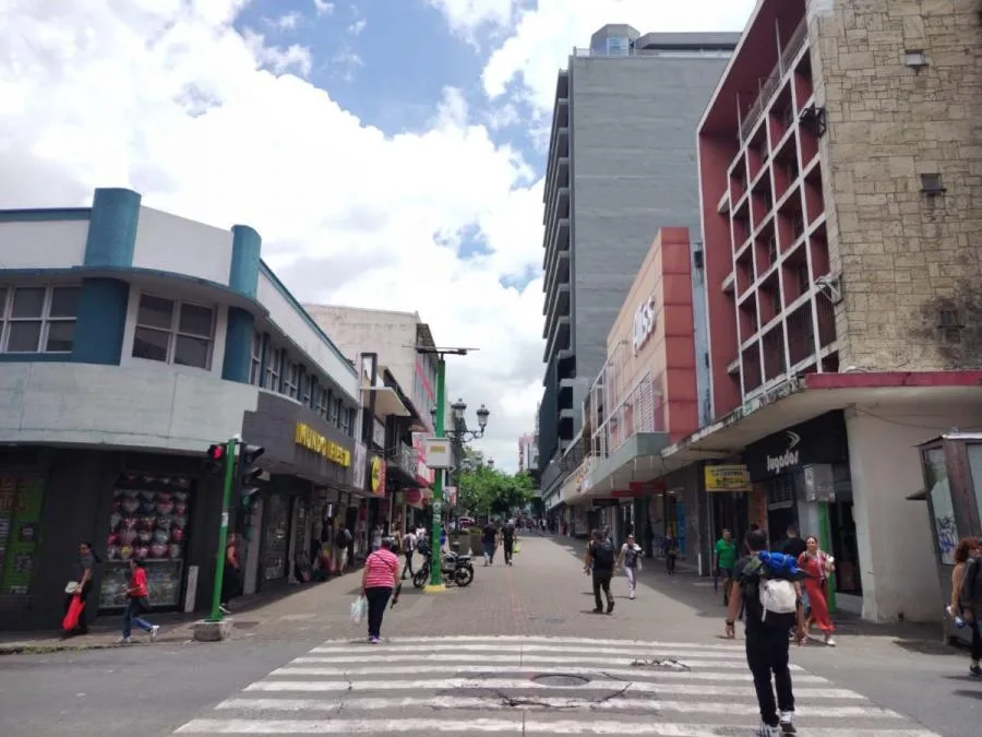 ALQUILER DE LOCAL COMERCIAL, SAN JOSE, AVENIDA CENTRAL - Alquiler / Renta en San José