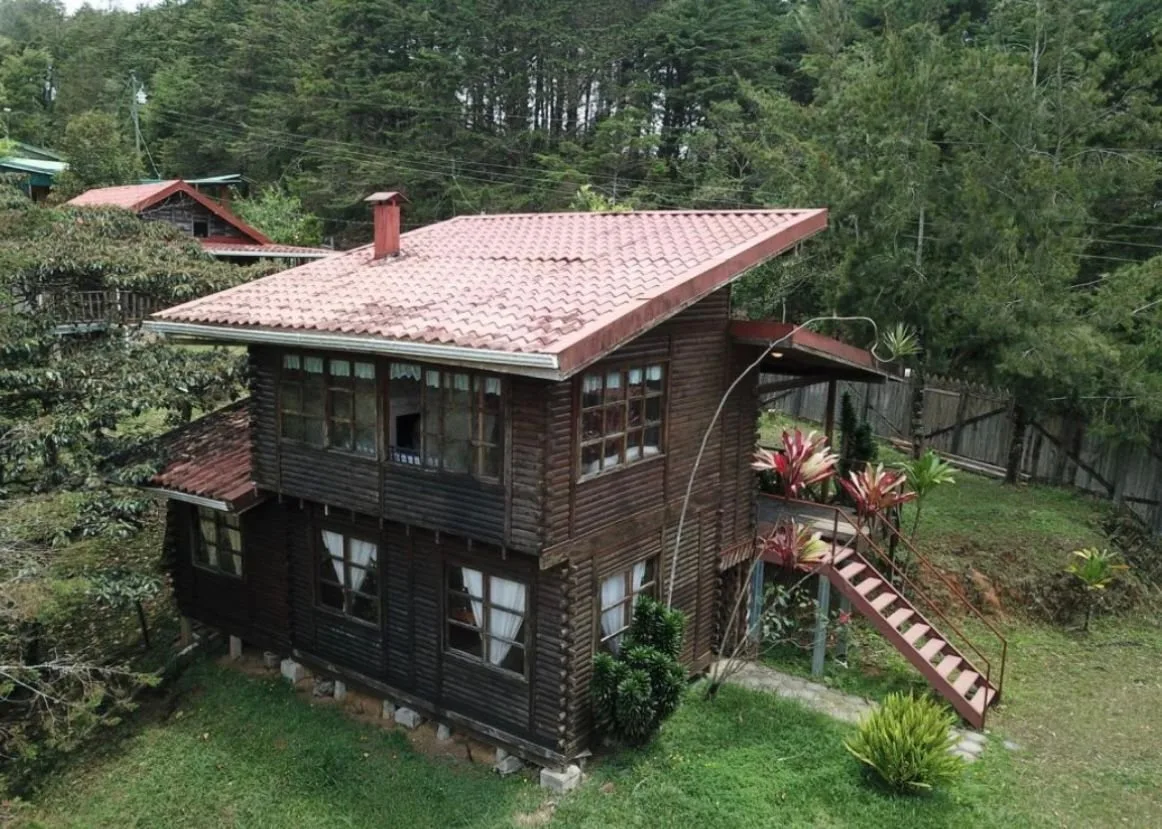 CABAÑA DE MONTAÑA PALO VERDE CARTAGO - Venta en Cartago