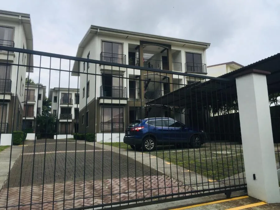 Vendo Apartamento en Real Cariari - Ulloa de Heredia - Venta en Ulloa