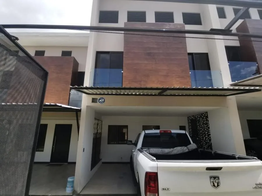 Casa en Venta en Moravia, San José RAH #22214 - Venta en Moravia