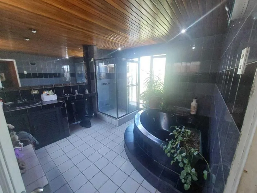 Venta de Casa en Calle Blancos, Goicoechea. RAH 26-1668 - Venta en Goicoechea — photo 3
