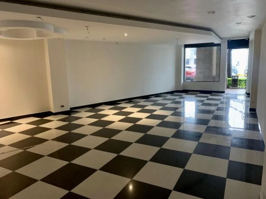 Local Comercial en Alquiler en San Rafael de Escazú CR - Alquiler / Renta en Escazu