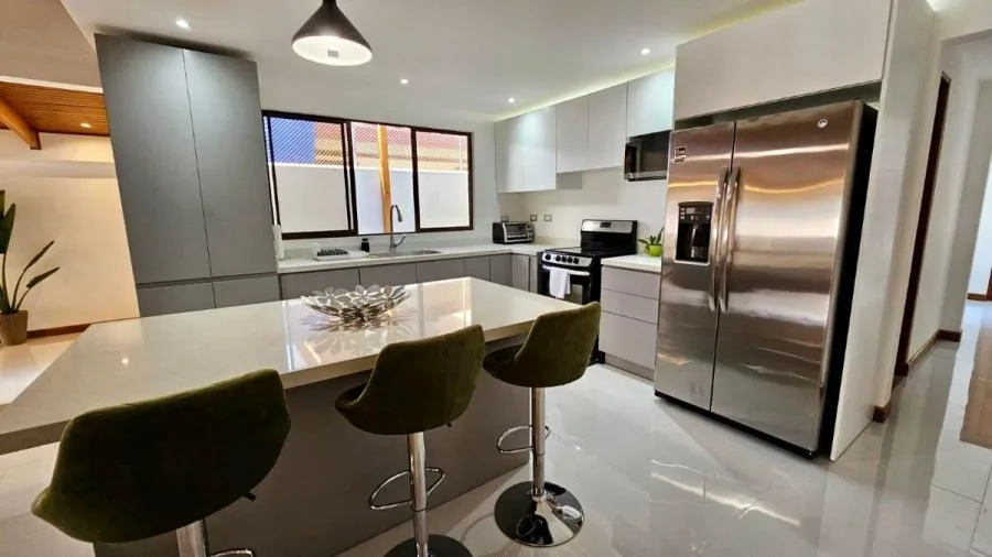 Venta de casa en Santa Ana PBR - Venta en Santa Ana