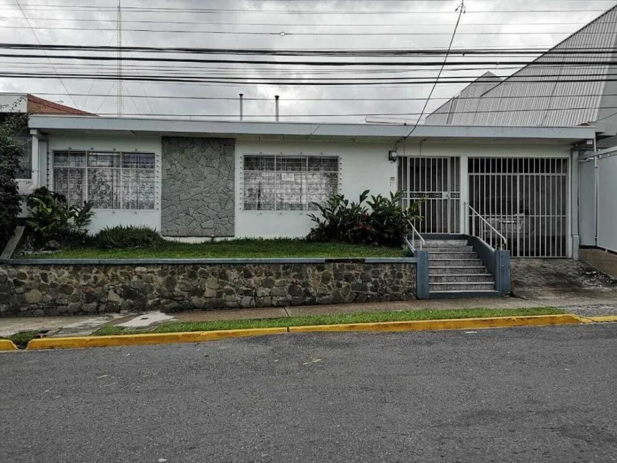 Casa en Venta en Mercedes, Montes de Oca RAH #221105 - Venta en Montes de Oca
