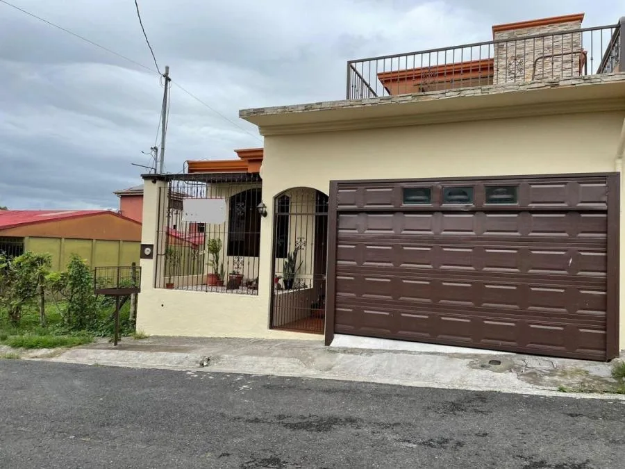 Casa en Venta en Turrialba, Cartago. MLS 23-1577 - Venta en Turrialba