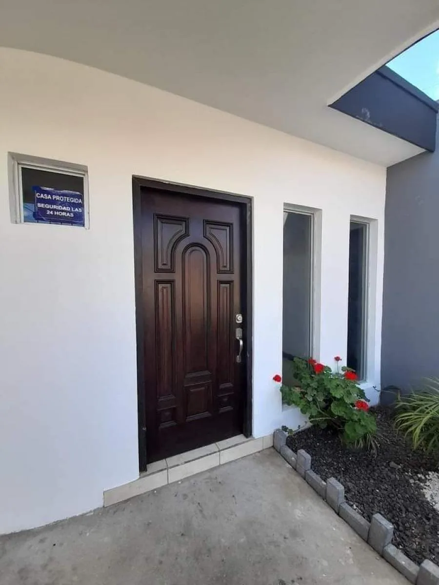 Venta de casa en Residencial Monserrat, Concepción, La Union US$ 250,000 #RJ9082 - Venta en Tres Ríos