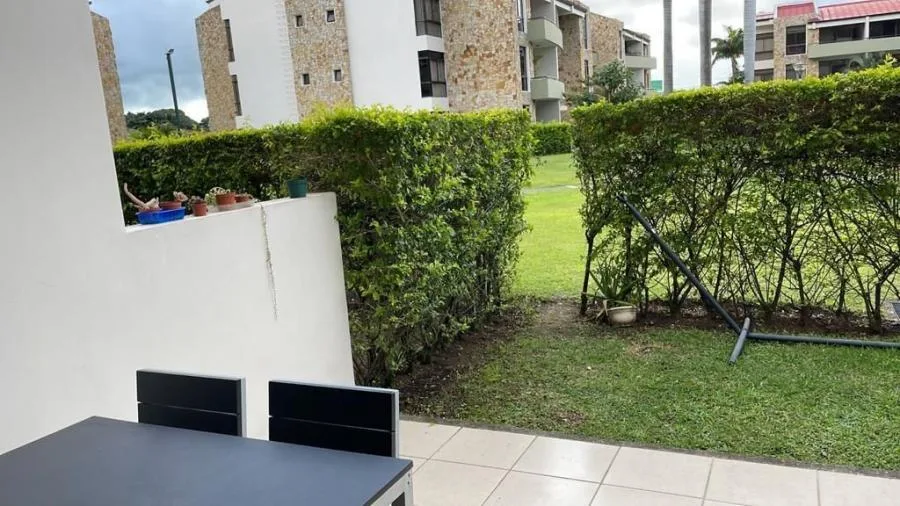 VENTA DE APARTAMENTO EN SAN JOSÉ SANTA ANA - Venta en Santa Ana