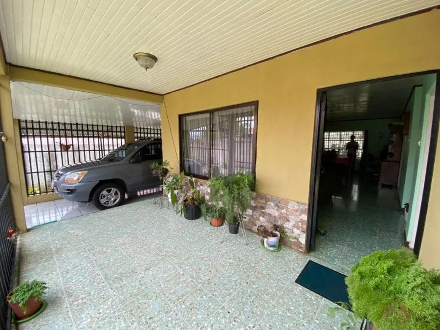 CASA Y LOTE EN VENTA EN SANTO DOMINGO DE HEREDIA CL22-138 - Venta en Santo Domingo — photo 4