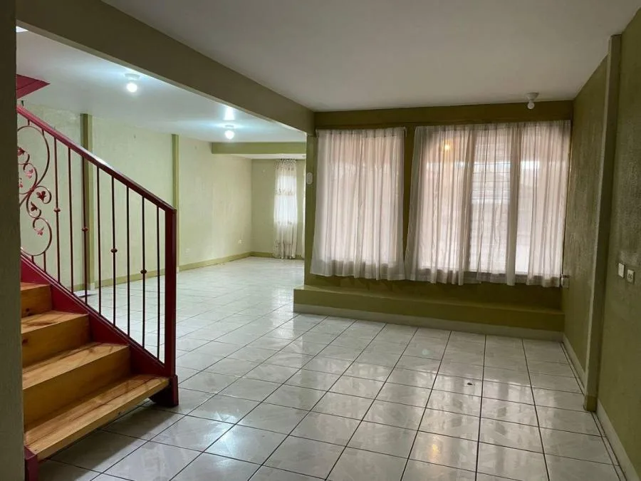 CASA VENTA EN URB EL ENCANTO, CALLE BLANCOS RAH 24794 - Venta en Goicoechea — photo 5