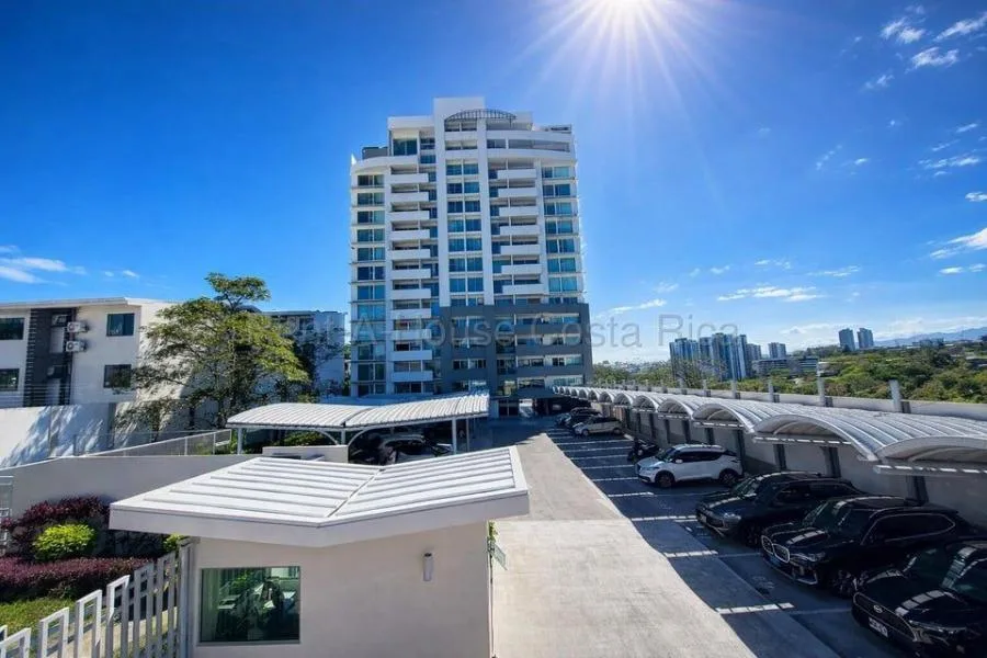 Alquiler de Apartamento Amoblado en Uruca, San José. - Alquiler / Renta en Uruca