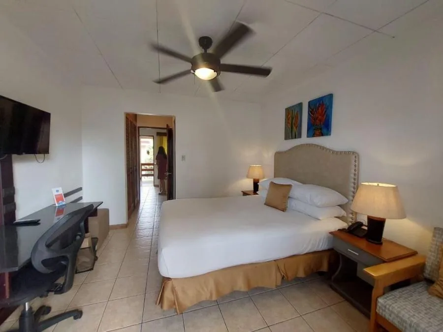 Alquiler de Apartamento Amoblado en La Sabana, San José / Mls. 26-505 OFC JB - Alquiler / Renta en San José — photo 3