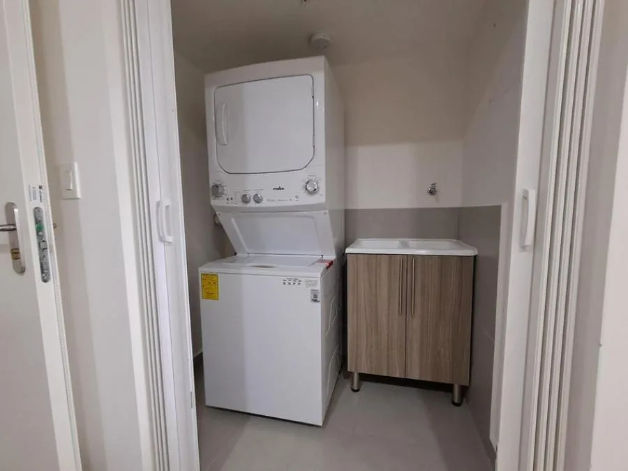 SE ALQUILA APARTAMENTO EN CONDOMINIO ALTAMIRA HEREDIA PBR - Alquiler / Renta en San Pablo — photo 4
