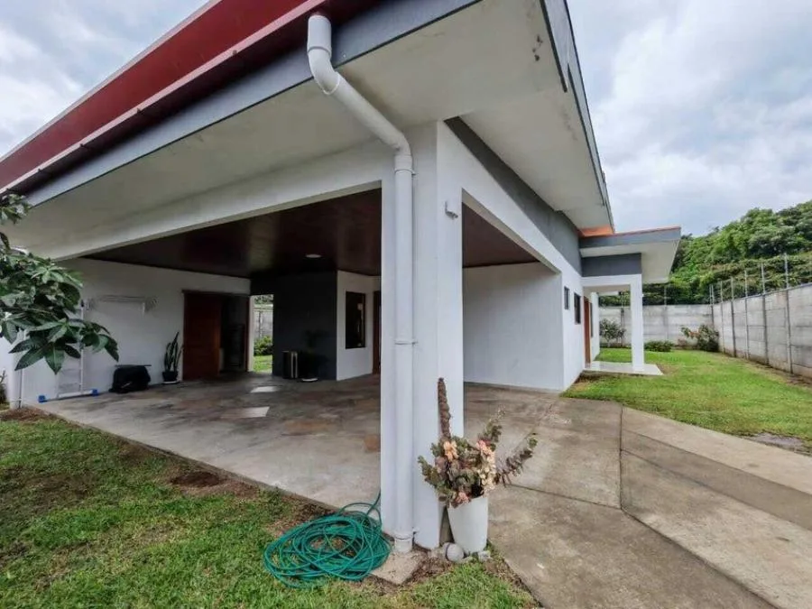 Venta de Casa en Santo Domingo, Heredia. RAH 25-984 - Venta en Santo Domingo
