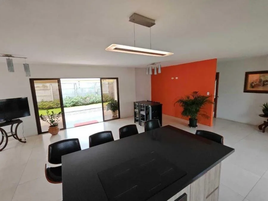Venta de Casa en Santo Domingo, Heredia. RAH 25-984 - Venta en Santo Domingo — photo 2