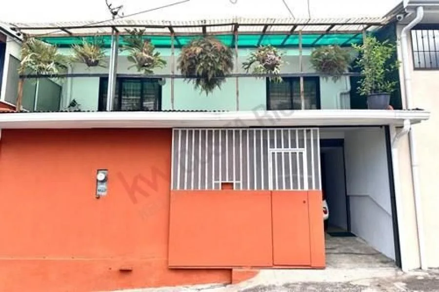 Venta de Casa de 4 Habitaciones en Guadalupe 26-1417 - Venta en Guadalupe
