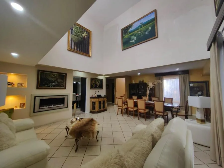 Venta de casa en Residencial Vereda Real en Santo Domingo de Heredia - Venta en Santo Domingo — photo 2