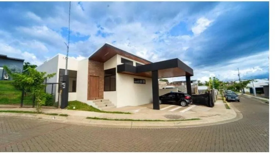 Casa en Venta en Grecia, Alajuela. RAH 24-1287 - Venta en Grecia
