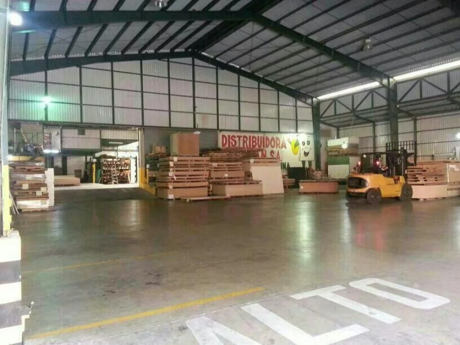 Venta de Bodega en Tibás  MGA - Venta en Tibás — photo 2