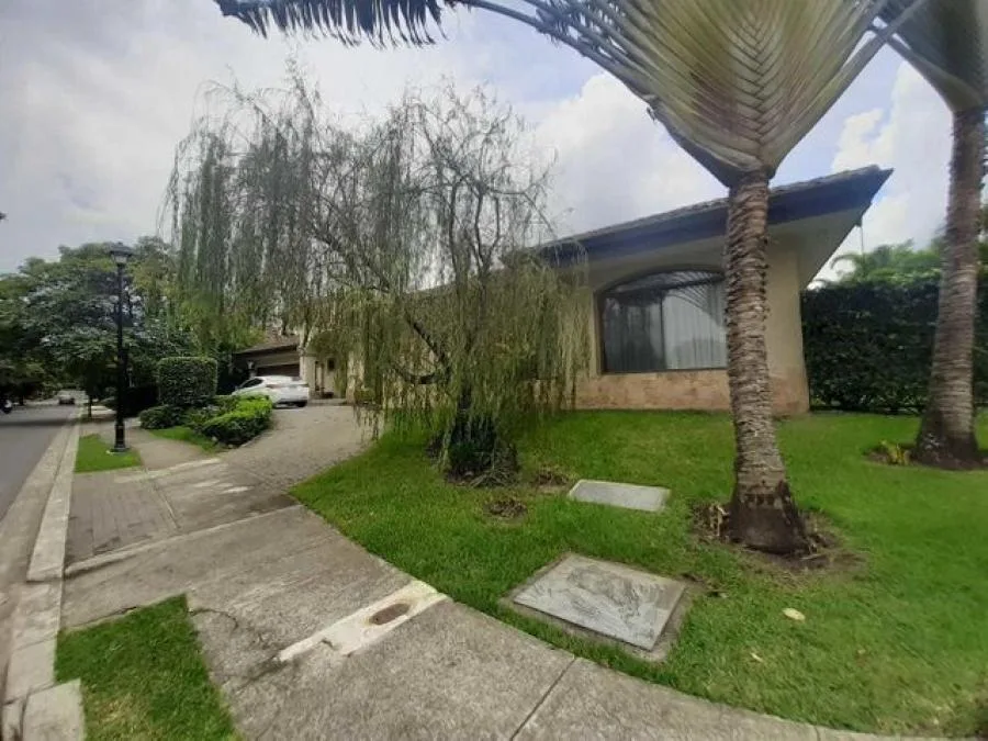 Venta de Casa en Santa Ana, San José. - Venta en Santa Ana