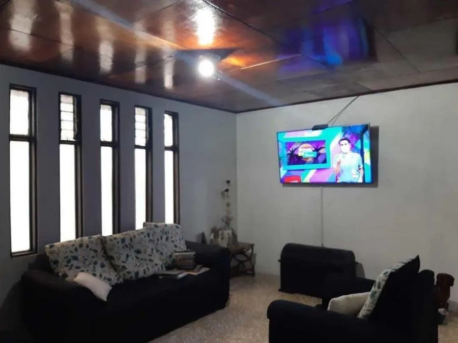 Venta de Casa en Goicoechea, San José. - Venta en Goicoechea — photo 3