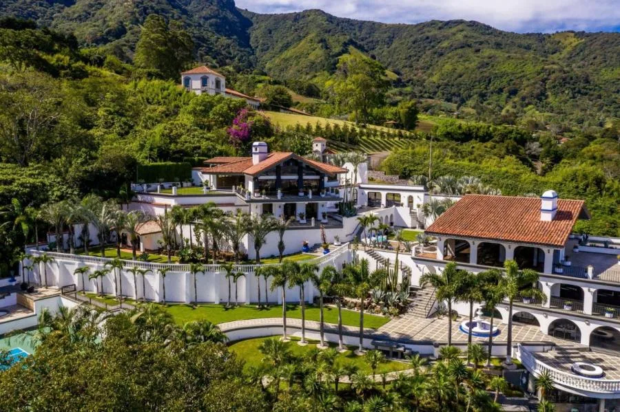 MANSION EN VENTA, SAN ANTONIO ESCAZÚ, Cod#25-143 - Venta en Escazú