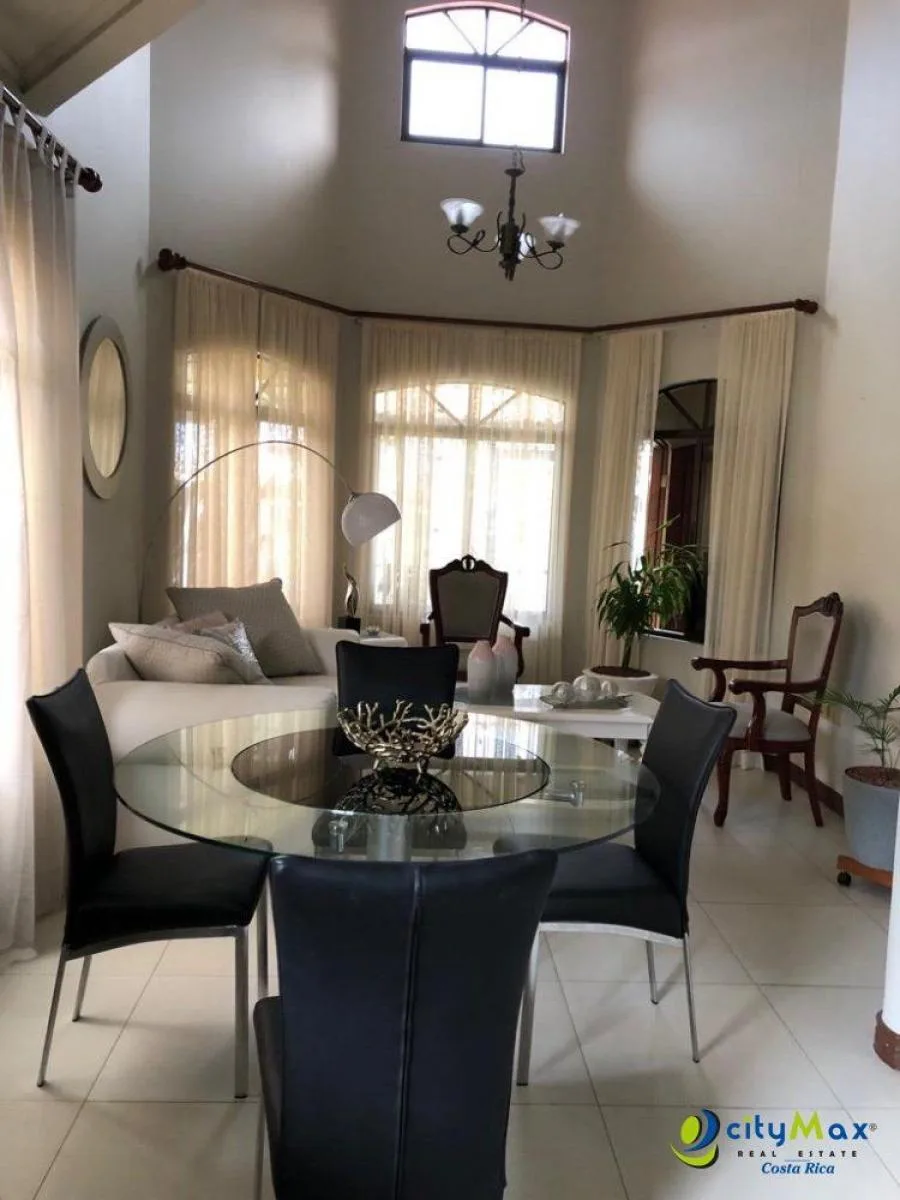 Se Vende Casa En Guápiles Cerca De Los Tribunales ; Idi: 99866 - Venta en Guapiles