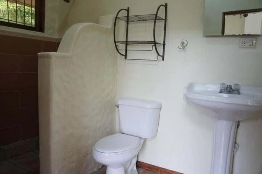 Alquiler de Hermosa Casa Estilo Rústico en San Jerónimo, Moravia RAH 26-247 (NR) - Alquiler / Renta en Moravia — photo 5