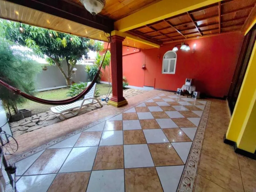 Venta de Casa en los Colegios Moravia - Venta en Moravia