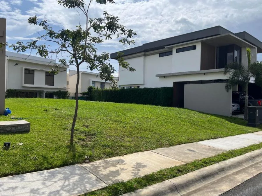 Venta de Casa en San Rafael de Alajuela. RAH 26-1879 - Venta en San Rafael